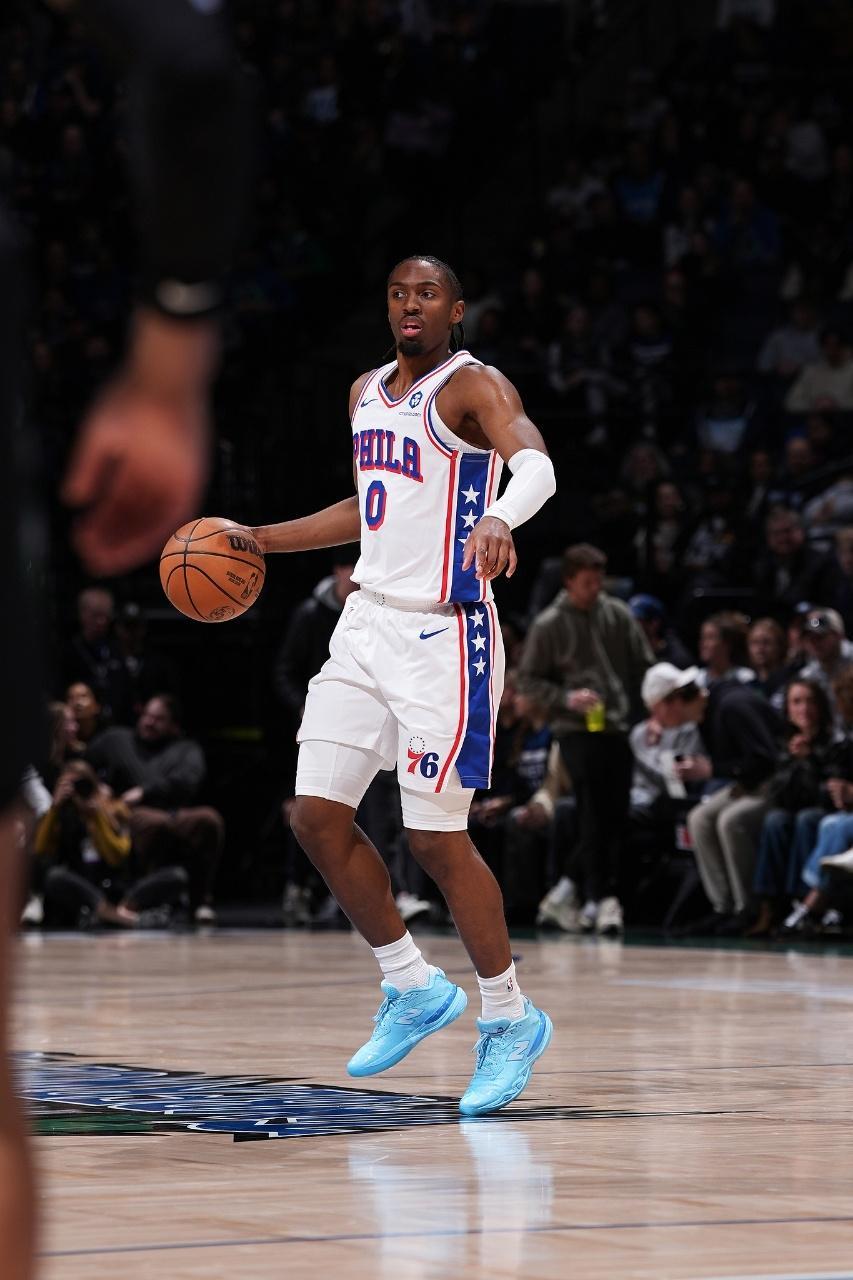 星空体育官网-戈贝尔禁赛！马克西39+8助攻76人大胜森林狼 华子28+9