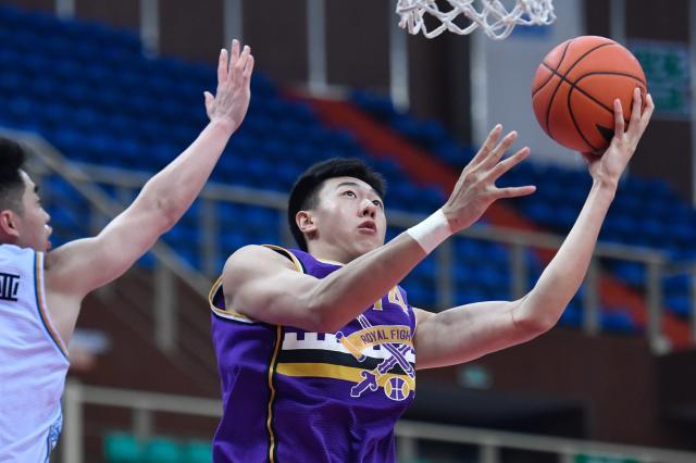 星空体育app-北控止颓广州惨败 季后赛门票争夺战日趋白热化